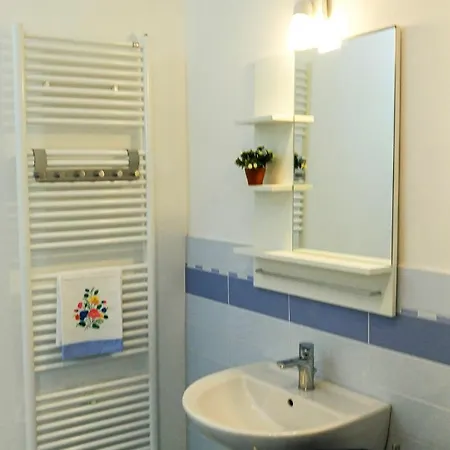 Casa Domenica Apartment *