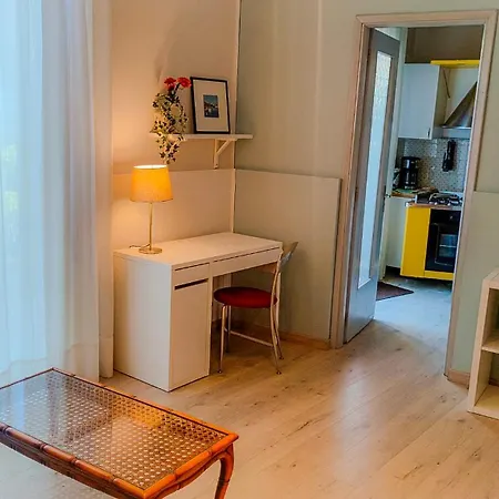 Casa Domenica Apartment *